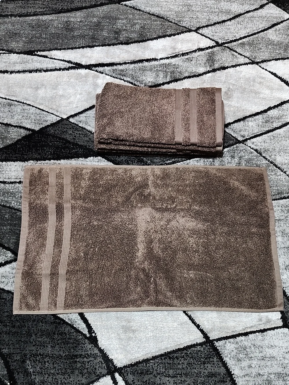 NWOT MAINSTAYS SET-OF-4 SOLID BROWN BASKET COTTON HAND TOWELS BUNDLE